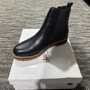 Black Women’s Boots